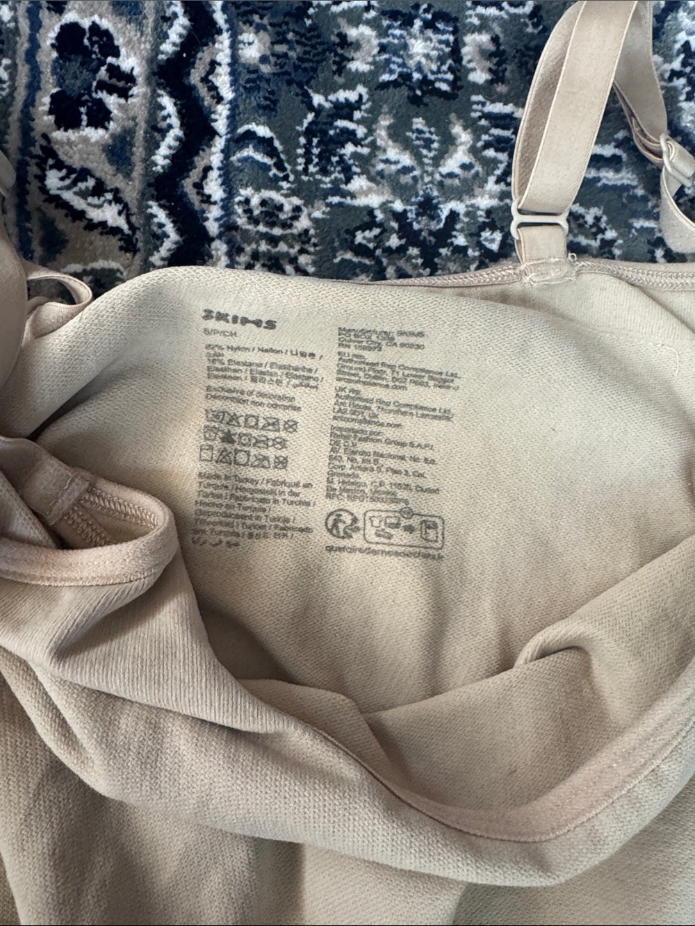 SKIMS Beige/Nude Wireless Scoop Bralette